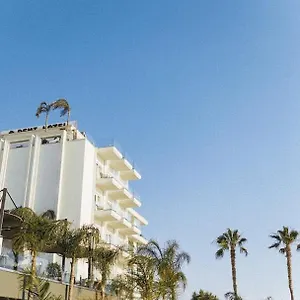Demi Hotel